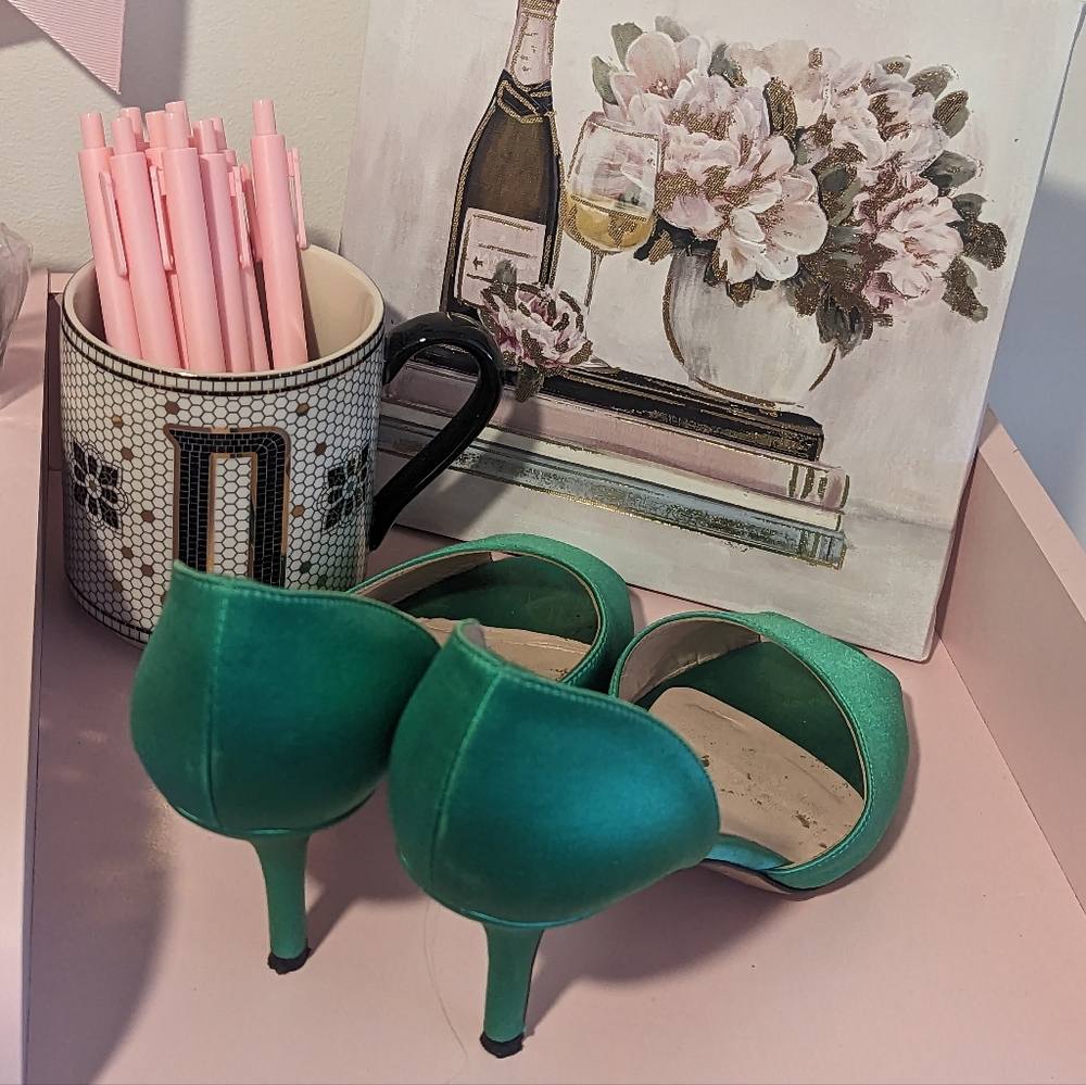 ✨Host Pick!✨Kate Spade Satin Peep Toe Stilleto Heels - Picture 3 of 14